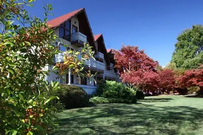 Image de Alpine Helen Georgia, beautiful resort on the Chattahoochee River, 2 bedroom