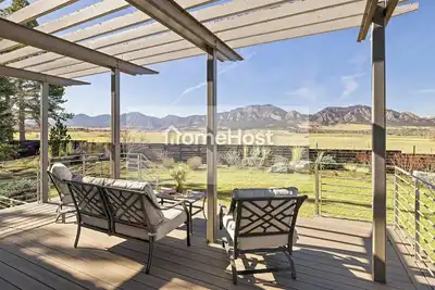 Image de Family-Friendly Retreat w/Mountain Views & Hot Tub