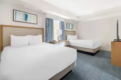 Image de Relax in 2 Family-Friendly Suites Close to Orlando Attractions w/ Washer/Dryer