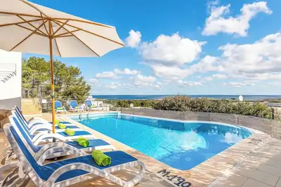 Image de Villa Gill - Quatre Chambres Villa, Couchages 8