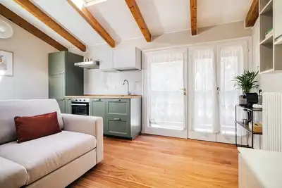 Image de Pezzotti 12 design apt in the city center