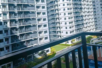 Image de 1br Near Moa | Balcony & Wi-Fi