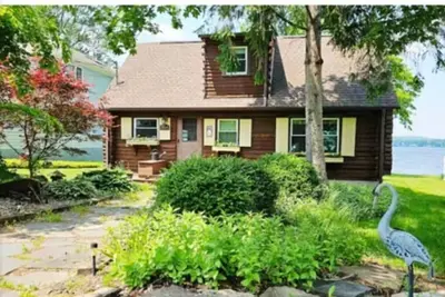 Image de Heron’s Nest on Honeoye Lake