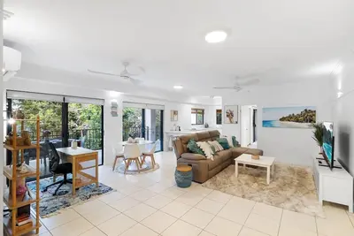 Image de Unparalleled Upward Street Apartment-Close To City
