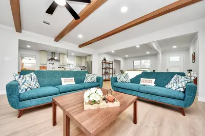 Image de Spacious 4br Home Near City Centre & I-10