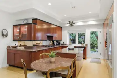 Image de Entire Spanish Style Villa 5 Bedrooms near Ocean