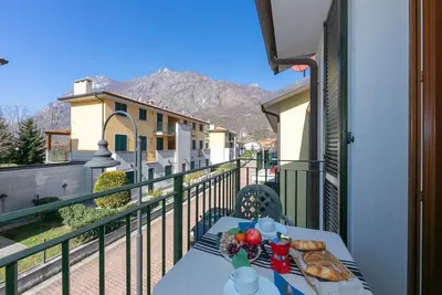 Image de Mobil-home à Porlezza au bord du lac de Lugano