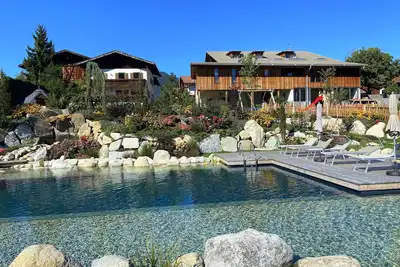 Image de Huberhof - Historia, vacation apartment with pool, sauna, garden and family idyll