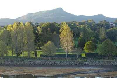 Image de Appartement de charme (90 m2) traversant avec terrasse ensoleillée Classé 3*