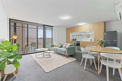 Image de Light-Filled 2br on Flinders