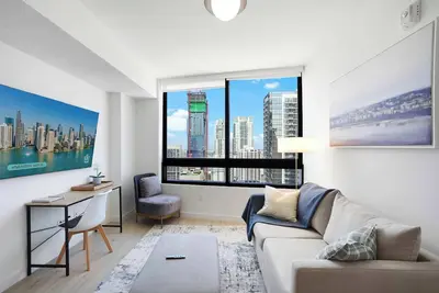 Image de Downtown Miami Condo - Rooftop Pool & Gym