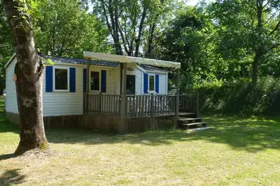 Image de Mobil home confortable avec terrasse à Bignac, 6 personnes