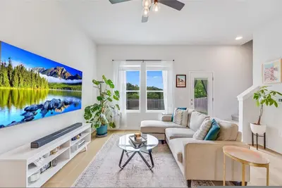 Image de Spacious 2br + Flex Room Home | Near Tech Campuses