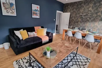 Sleek 3 Bedroom Abode in Central Harrogate