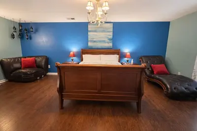 Image de 2br Apartment • Hot Tub • Near Fort Benning and Downtown