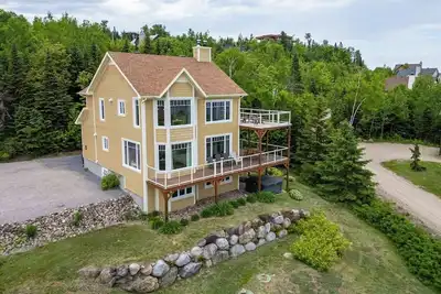 Image de Panoramic View: 2br + Fp + Bbq + Terrace - Upper