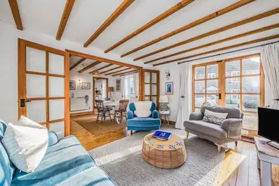 Image de Charming Family Stables Conversion - Pass the Keys