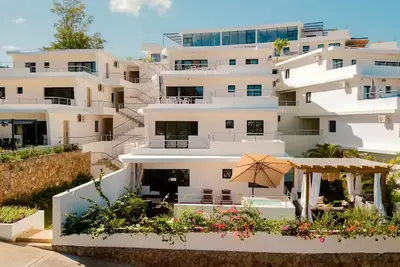 Image de Private Jacuzzi & Garden | Bbq | 3 Mins to Beach