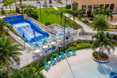 Image de Solara Resort~Heated Pool~Near Disney~Fresh Home