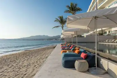 Image de Udara 3k: Beachfront • 3br w City Views • Rooftop