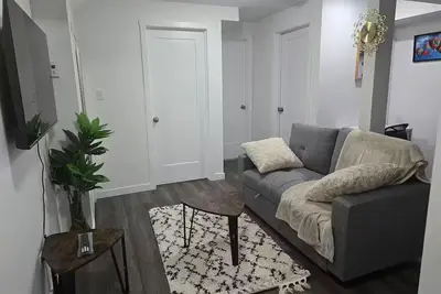 Image de Oshmild Suites, 5 mins to various shops and Cinema