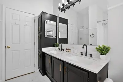 Image de Quiet Furnished Executive Home, Long Stays Welcome