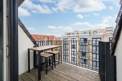 Image de Appartement moderne avec grande terrasse