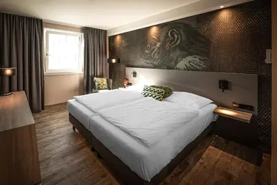 Image de Clean & Inviting Room Near Solitude Castle & Porsche Museum — Pets Allowed
