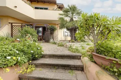 Image de Avec jardin privé et air conditionné