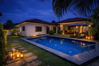 Image de Villa Familiale de Luxe avec Grande Piscine et Jardin Privé
