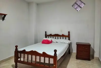 Image de Pet-friendly apartment next to the park - Ideal for family getaways (2nd P)