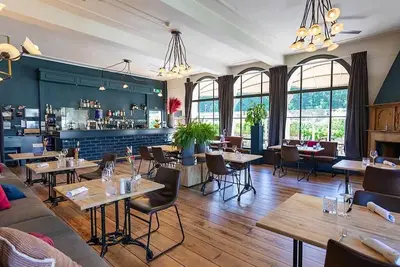 Image de Bosschenhoofd 2-Unit Retreat | Perfect Family Stay Near Trails & Water Park