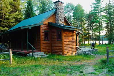Image de The Loon Call: Gorgeous Lakefront Family Cottage