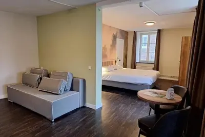 Image de Stay in Thorn’s Historic Center – Charming Room in the Famous White Village