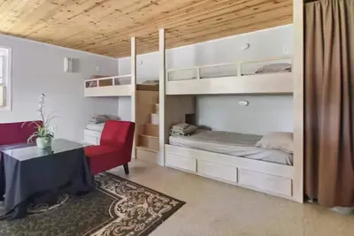 Image de Beautiful bunkhouse near the Mississippi River