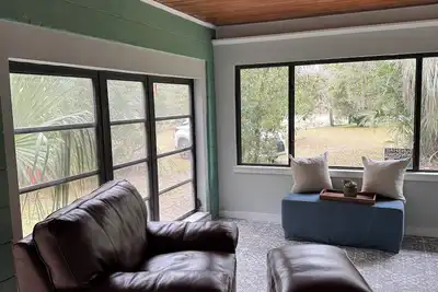 Image de Enchanting house near Uf