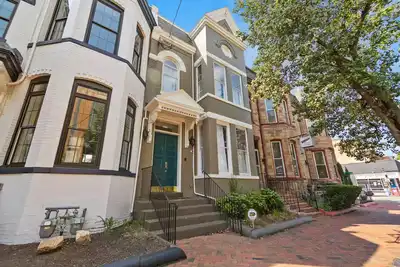 Image de Historic Jackson Ward Row House - E Clay St