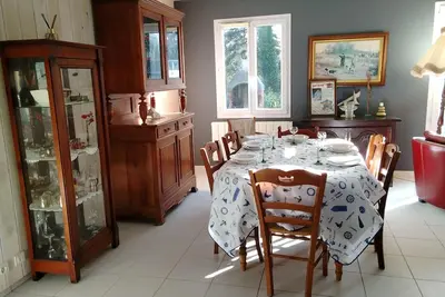 Image de Maison avec jardin près de la mer à Mesquer