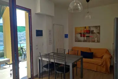 Image de Cozy apartment with large terrace overlooking the sea