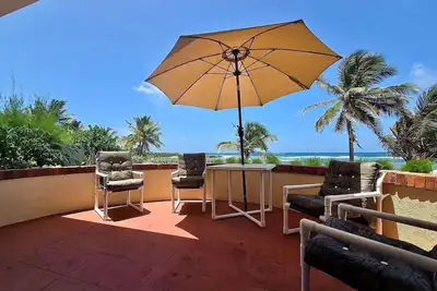 Image de Oceanfront retreat in with Ac and pool