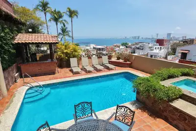 Image de 4br Private Oceanview Retreat, Steps from Malecon & Zona Romantica