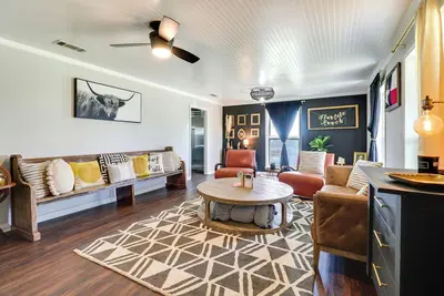 Image de Sweeping Valley Views! 2-Acre Lorena Retreat