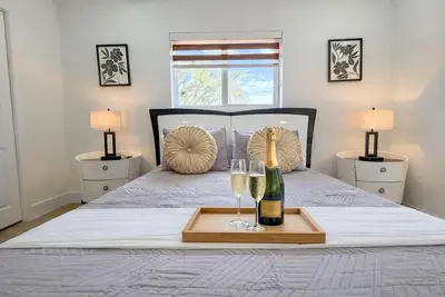 Image de Stylish & Centrally Located Miami Stay / Free Parking & Fast WiFi