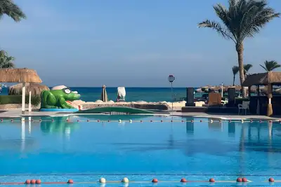 Image de 4 Bedroom Seaside Hurghada Escape