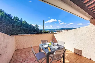 Image de Hauts de la Madrague by Interhome