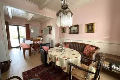 Hello and welcome to Christianshus!