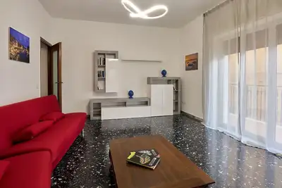 Image de Pozzuoli apartment, a stone's throw from the metro