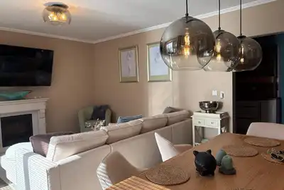 Image de Stylish vacation apartment Am Denkmal in the heart of Hage for 4 people