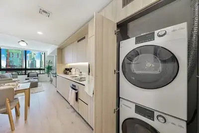 Image de · Luxury 2br 31stFloor | Stunning High-Rise Views