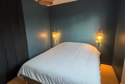 Image de Villa neuve contemporaine et confortable à 10 minutes à pied de la plage.